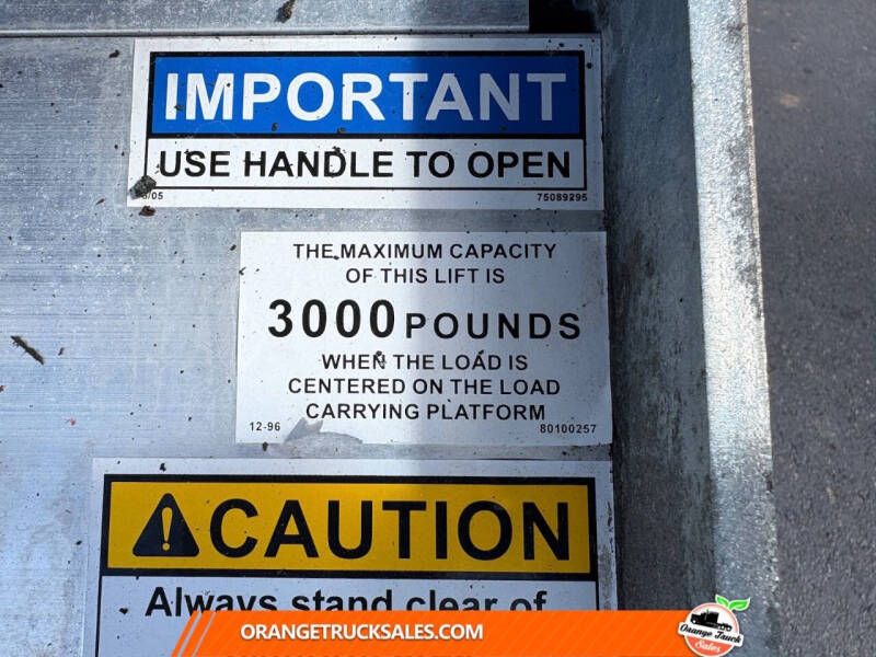 2020 Freightliner M2 106