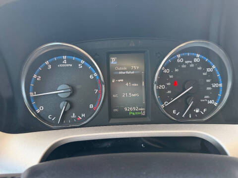 2017 Toyota RAV4 Platinum