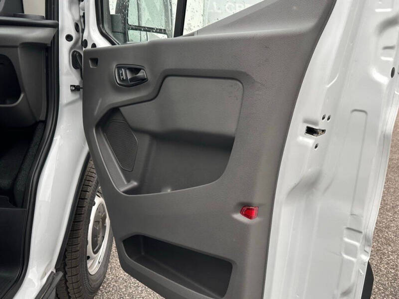 2025 Ford Transit