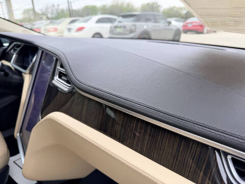 2013 Tesla Model S Performance