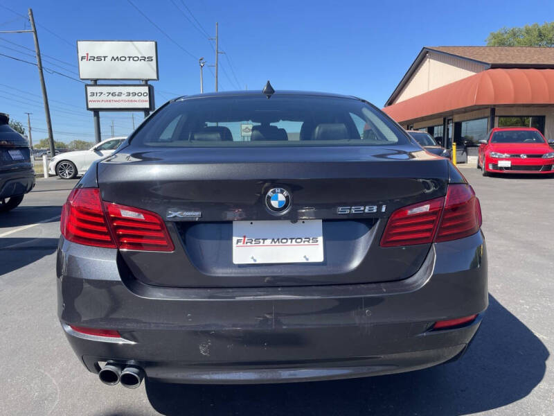 2016 BMW 5 Series 528i xDrive