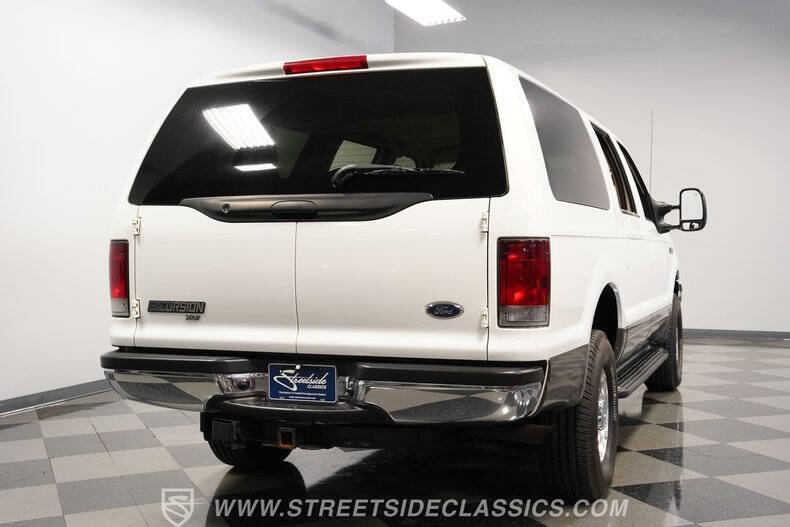 2002 Ford Excursion XLT