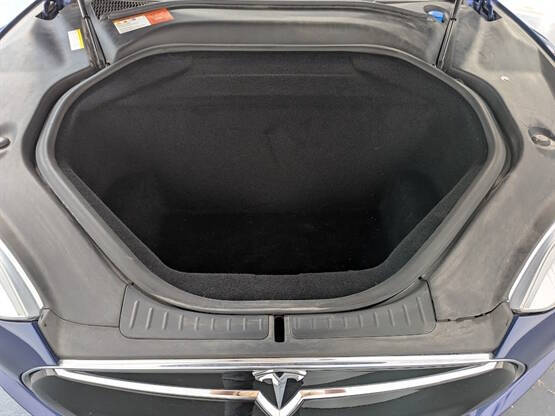 2015 Tesla Model S 85D