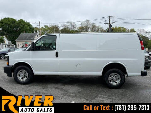 2017 Chevrolet Express 2500