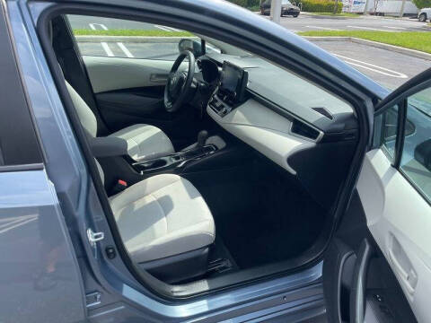 2022 Toyota Corolla LE