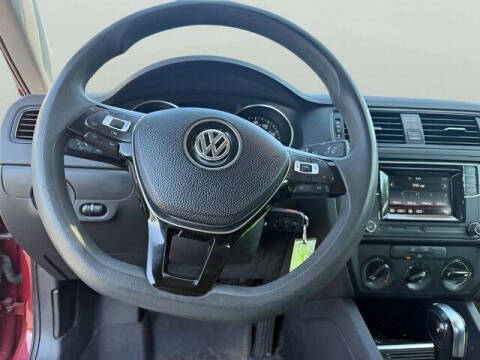 2016 Volkswagen Jetta