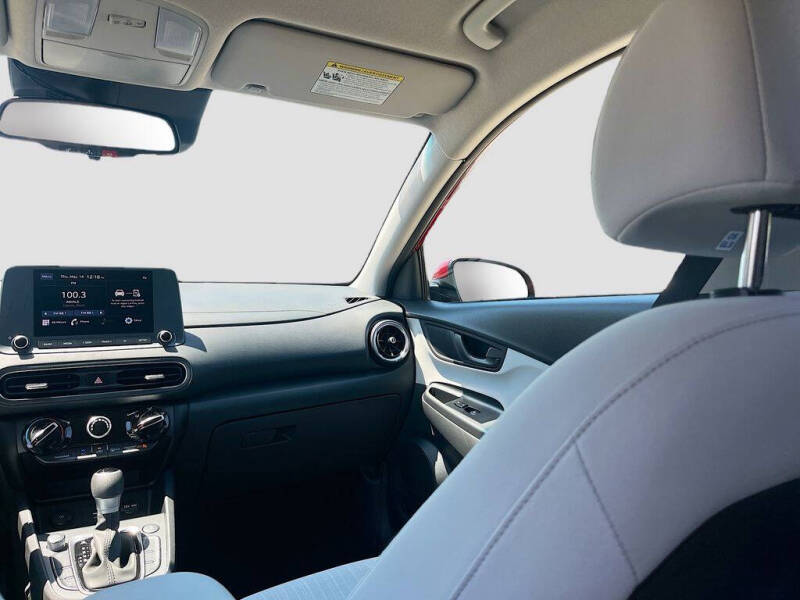 2023 Hyundai Kona SEL