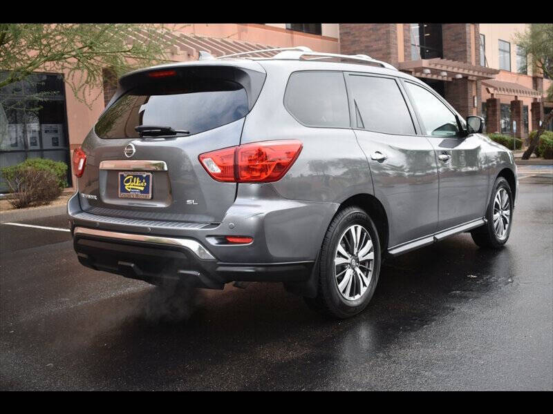 2019 Nissan Pathfinder SL