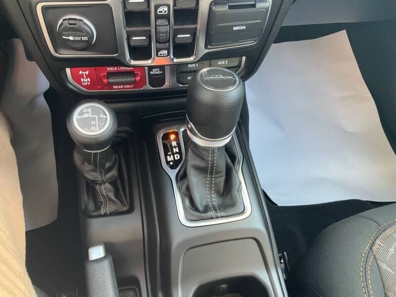 2025 Jeep Gladiator Mojave