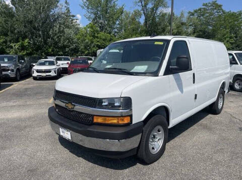 2025 Chevrolet Express 2500