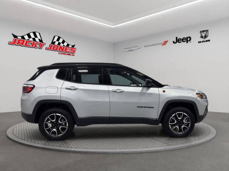 2024 Jeep Compass Trailhawk