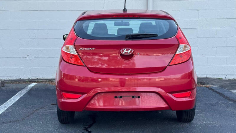 2016 Hyundai Accent SE