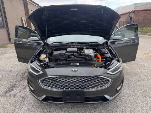 2019 Ford Fusion Energi Titanium