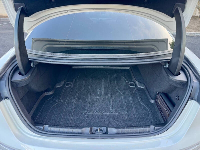 2021 Maserati Ghibli S GranLusso