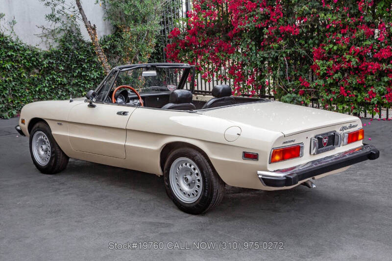 1974 Alfa Romeo Spider Veloce 2000
