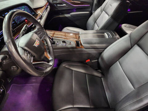 2022 Cadillac Escalade Luxury