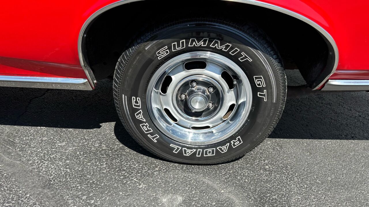 1966 Pontiac GTO 55