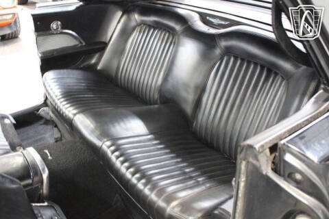 1962 Ford Thunderbird