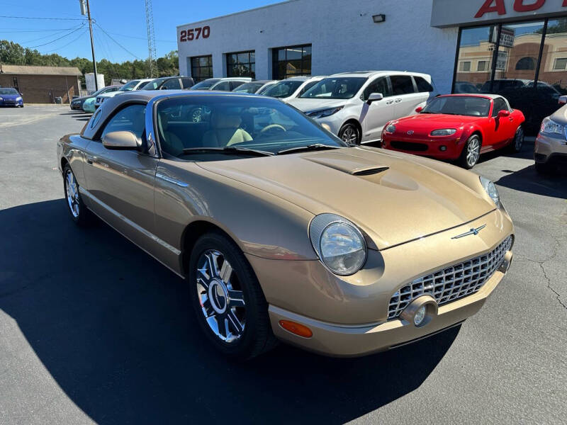 2005 Ford Thunderbird Deluxe photo 22