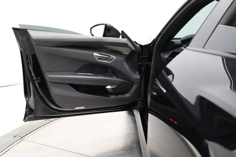 2022 Audi RS e-tron GT quattro