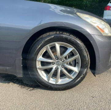 2009 Infiniti G37 Sedan x