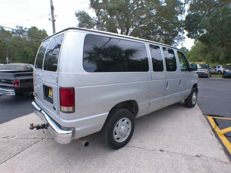 2007 Ford E-Series E-350 SD XLT
