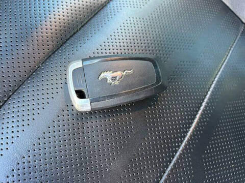 2020 Ford Mustang EcoBoost