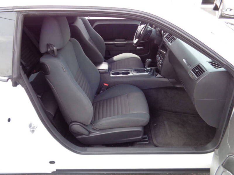 2013 Dodge Challenger SXT