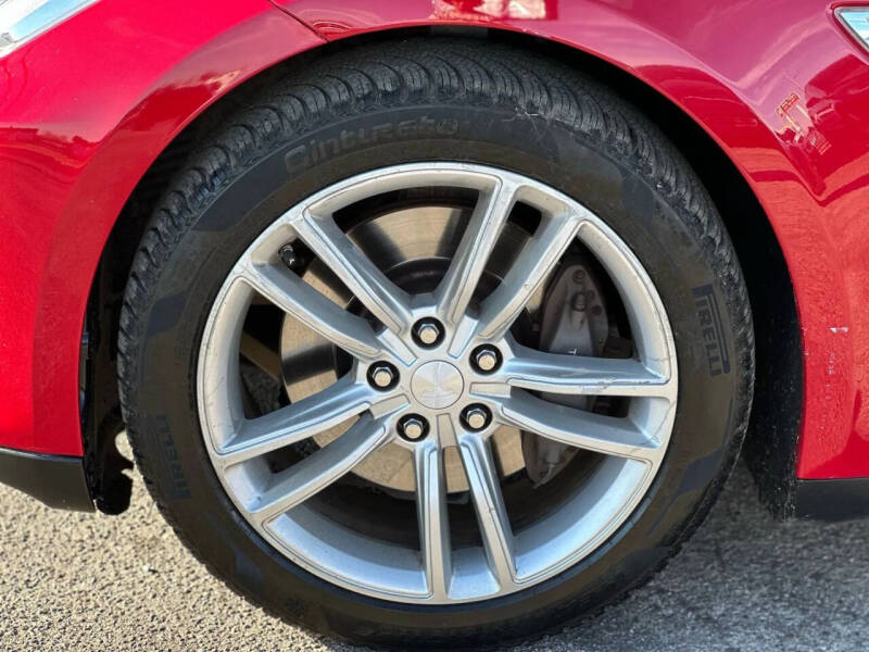 2013 Tesla Model S