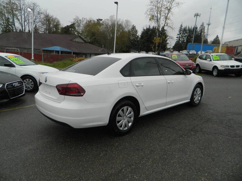 2012 Volkswagen Passat S PZEV