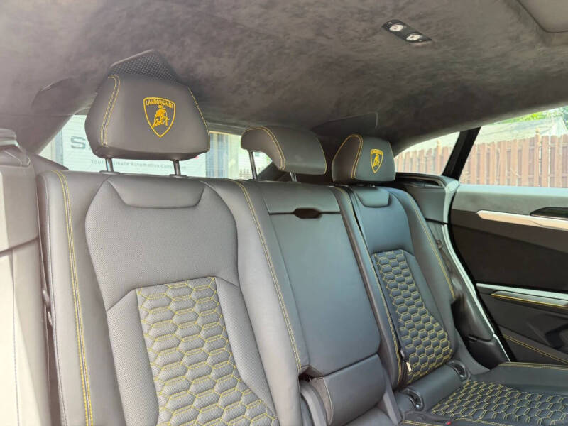 2020 Lamborghini Urus