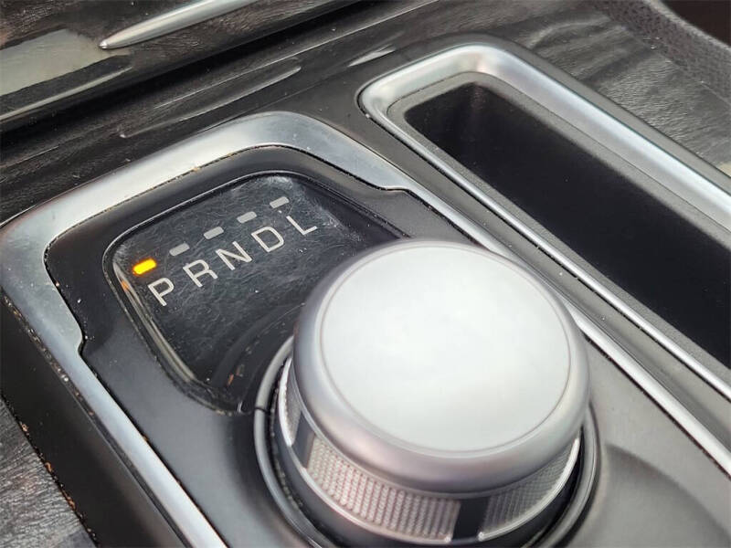 2017 Chrysler 300 Limited