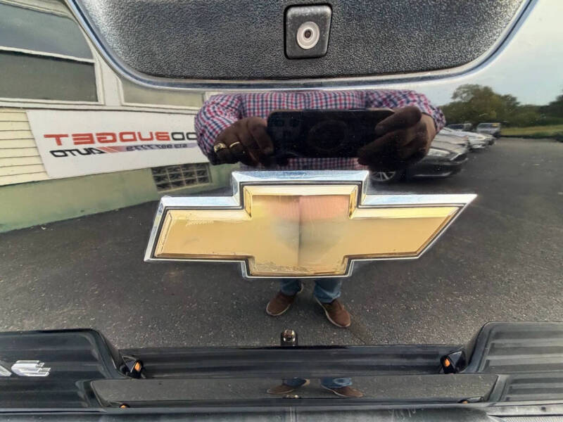 2011 Chevrolet Avalanche LTZ