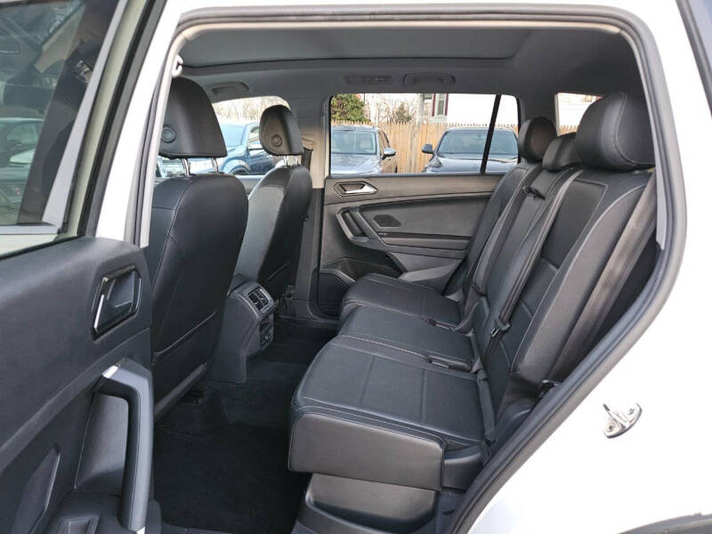 2018 Volkswagen Tiguan 2.0T SEL 4Motion