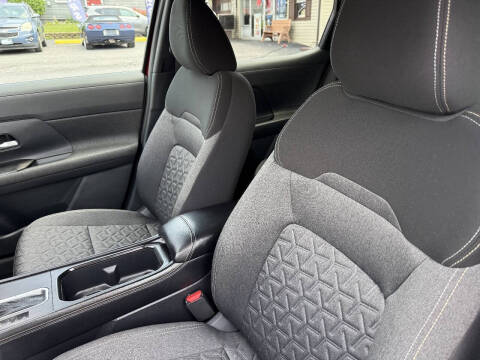 2025 Nissan Kicks SV