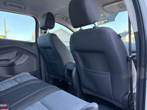 2017 Ford Escape S