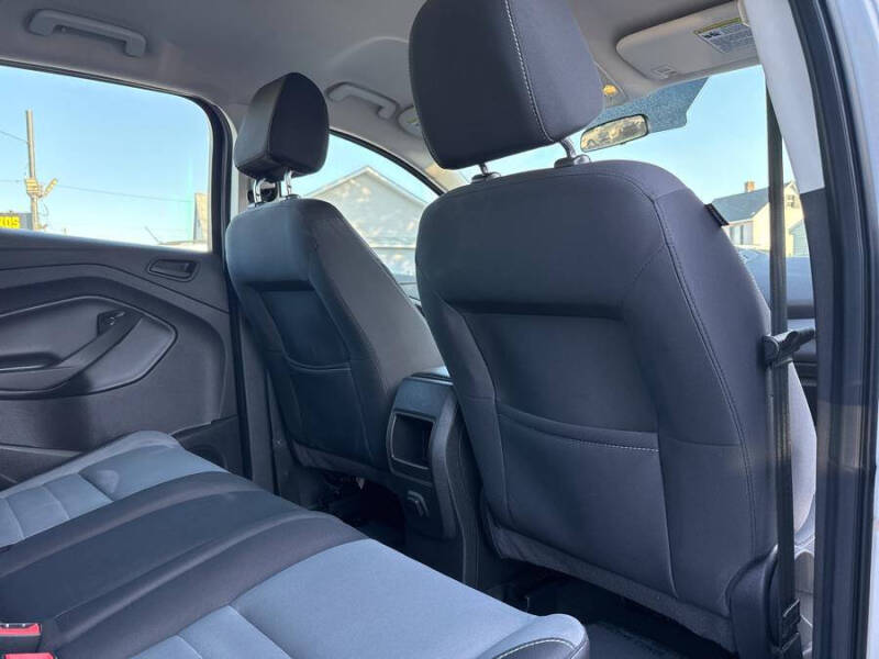 2017 Ford Escape S