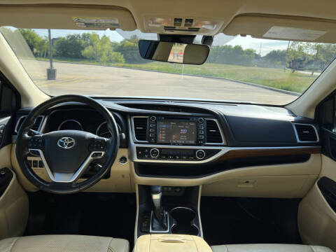 2018 Toyota Highlander Limited Platinum