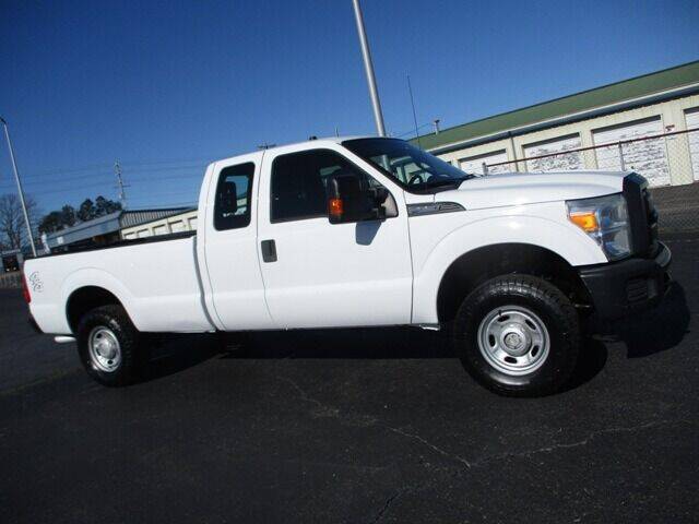 2013 Ford F-250 Super Duty for sale at GOWEN WHOLESALE AUTO in Lawrenceburg TN