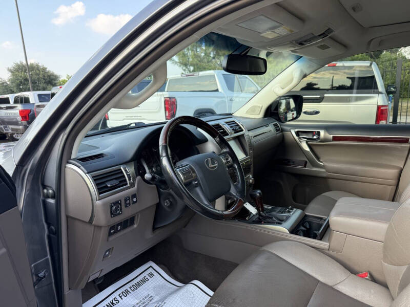 2017 Lexus GX 460