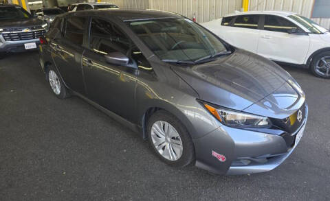 2023 Nissan LEAF S