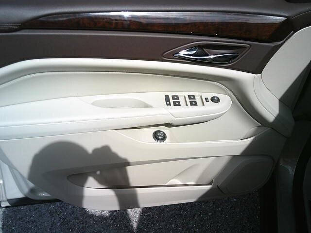 2011 Cadillac SRX Luxury Collection