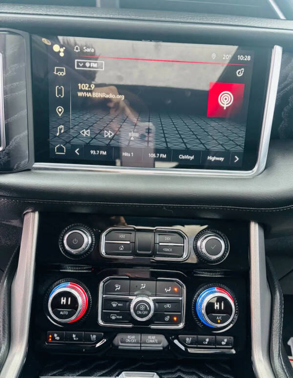 2023 GMC Yukon XL Denali