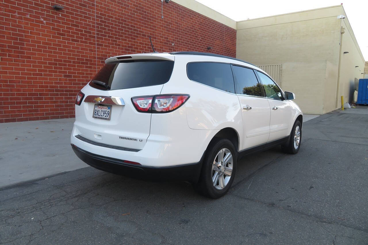 2014 Chevrolet Traverse for sale at The Car Vendor LLC in Bellflower, CA