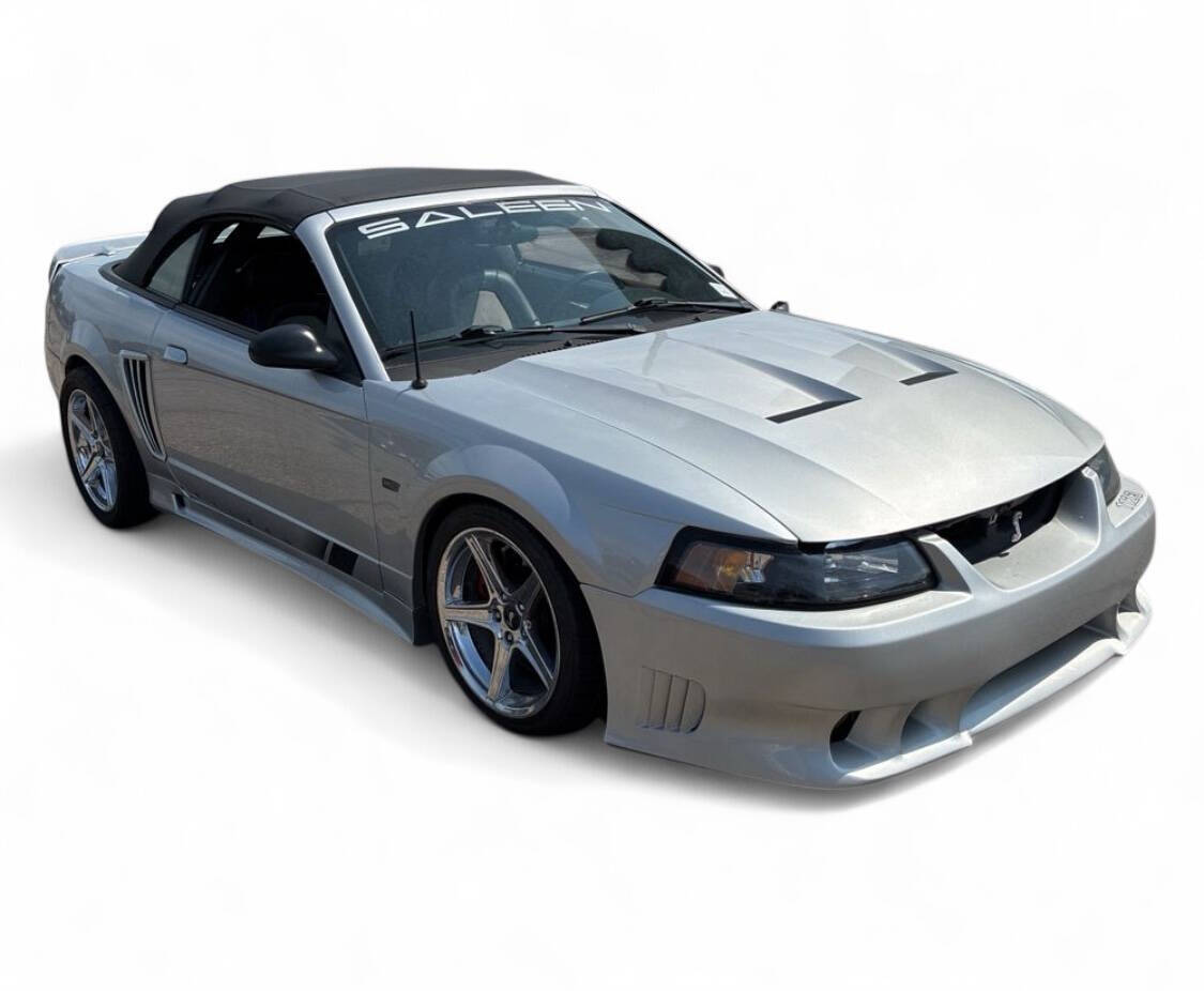 2001 Ford Mustang SVT Cobra 4