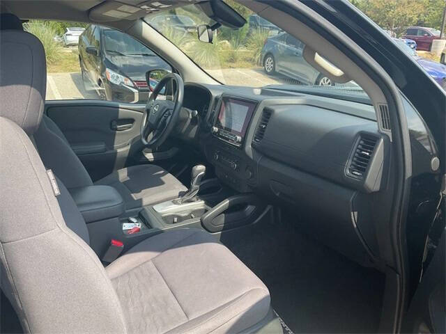 2022 Nissan Frontier S