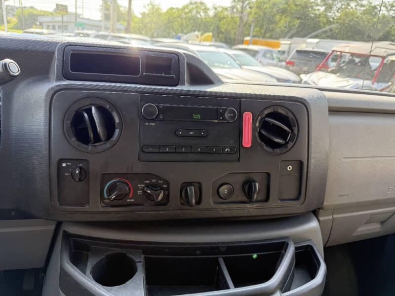 2013 Ford E-Series