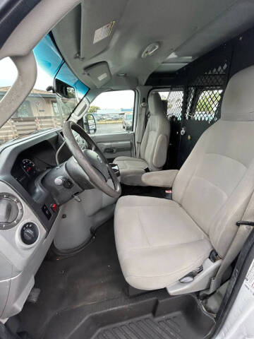 2012 Ford E-Series E-150