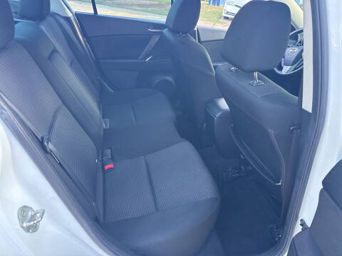 2012 Mazda MAZDA3 i Touring