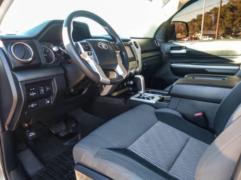 2016 Toyota Tundra SR5